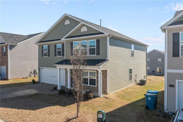 6884 Keeneland Drive, Whitsett, NC 27377