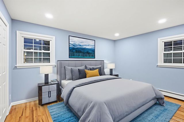 25 Lincoln Avenue, Lake Ronkonkoma, NY 11779