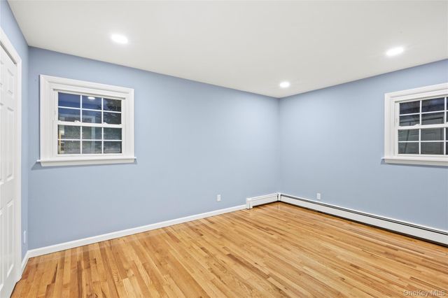 25 Lincoln Avenue, Lake Ronkonkoma, NY 11779