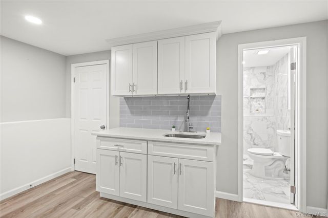 25 Lincoln Avenue, Lake Ronkonkoma, NY 11779