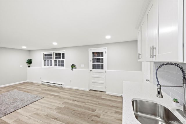 25 Lincoln Avenue, Lake Ronkonkoma, NY 11779