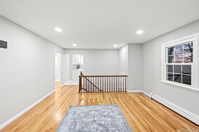 25 Lincoln Avenue, Lake Ronkonkoma, NY 11779