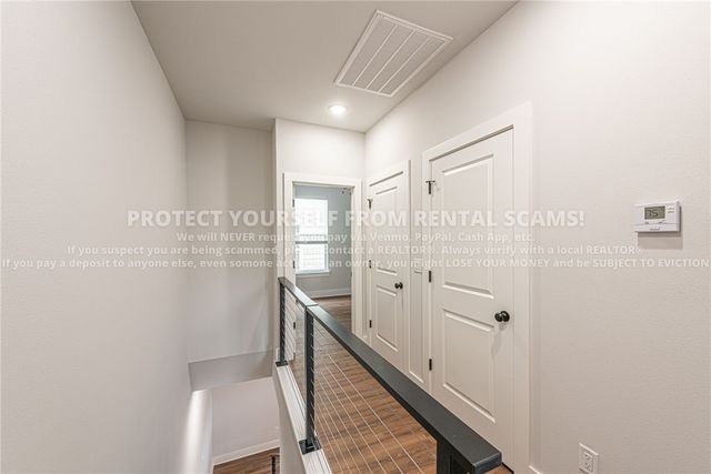 1047 S Laramie Heights, Fayetteville, AR 72704