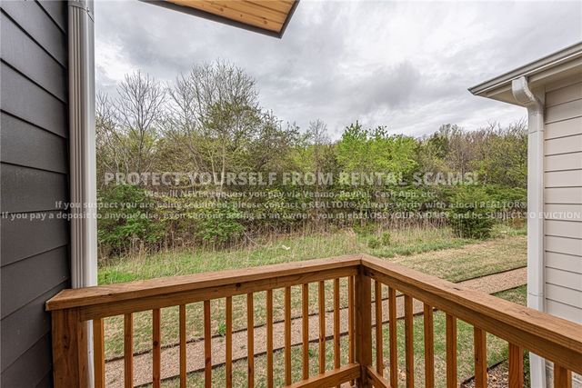 1047 S Laramie Heights, Fayetteville, AR 72704