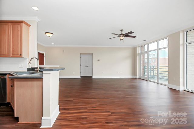 400 Church Street N 414, Charlotte, NC 28202