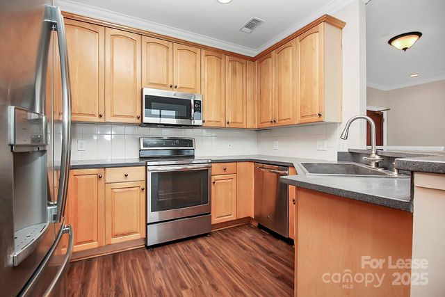 400 Church Street N 414, Charlotte, NC 28202