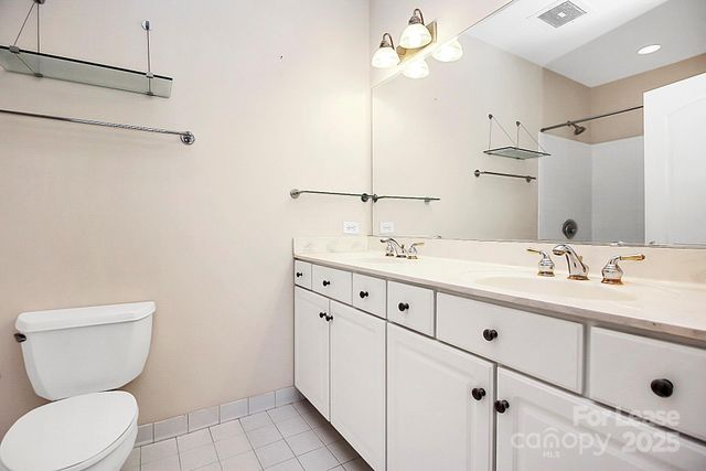 400 Church Street N 414, Charlotte, NC 28202