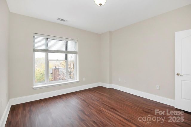 400 Church Street N 414, Charlotte, NC 28202