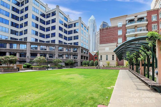 400 Church Street N 414, Charlotte, NC 28202