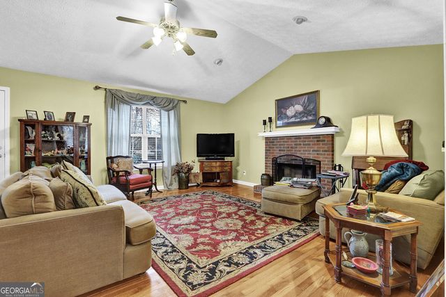 4806 Cash Road, Flowery Branch, GA 30542