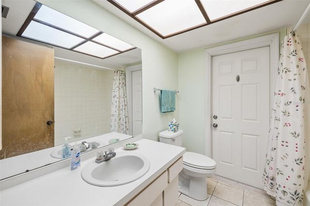 2719 ASHWOOD COURT, Clearwater, FL 33761