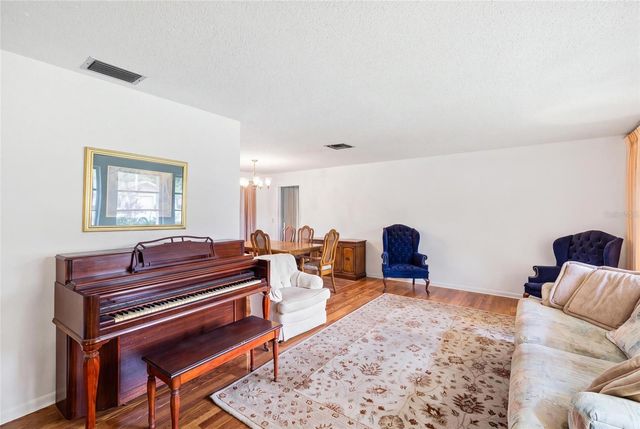 2719 ASHWOOD COURT, Clearwater, FL 33761