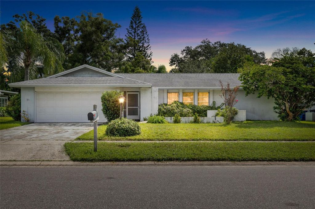 2719 ASHWOOD COURT, Clearwater, FL 33761