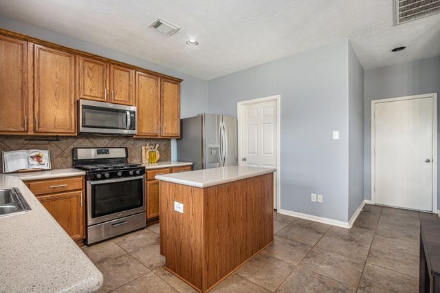 9719 Opal Rock Drive, Rosharon, TX 77583