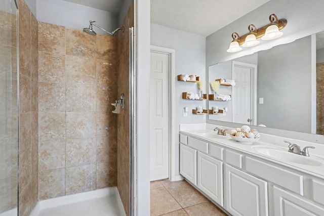 9719 Opal Rock Drive, Rosharon, TX 77583