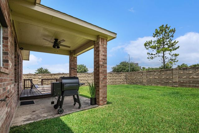 9719 Opal Rock Drive, Rosharon, TX 77583