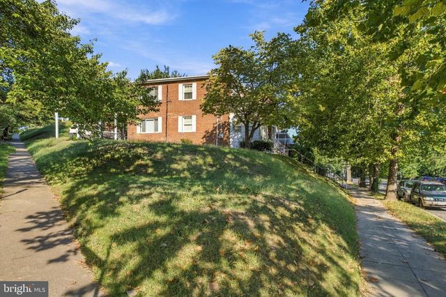 273 HAWAII AVE NE, Washington, DC 20011