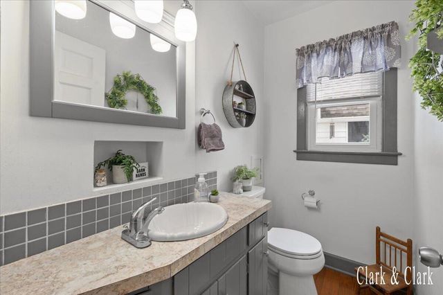 2101 Houseman Avenue, Grand Rapids, MI 49505