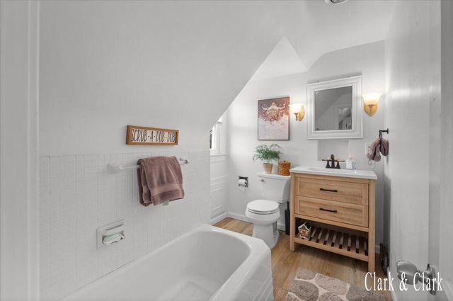 2101 Houseman Avenue, Grand Rapids, MI 49505