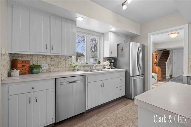 2101 Houseman Avenue, Grand Rapids, MI 49505