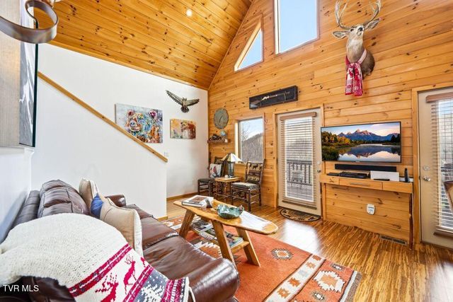 408 Eagle Ridge Road, Roan Mountain, TN 37687