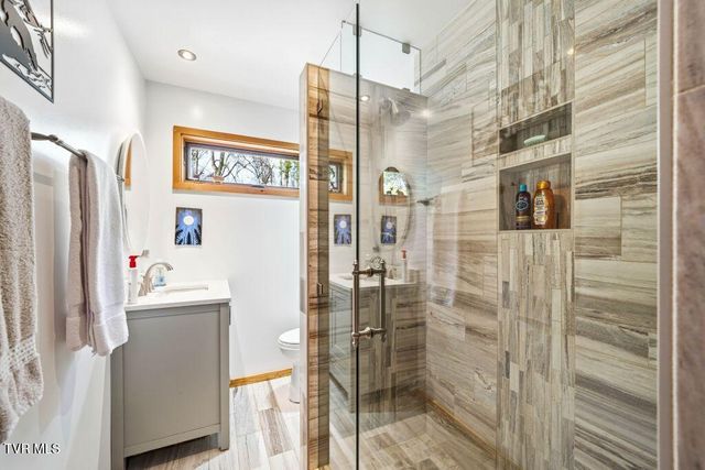 408 Eagle Ridge Road, Roan Mountain, TN 37687