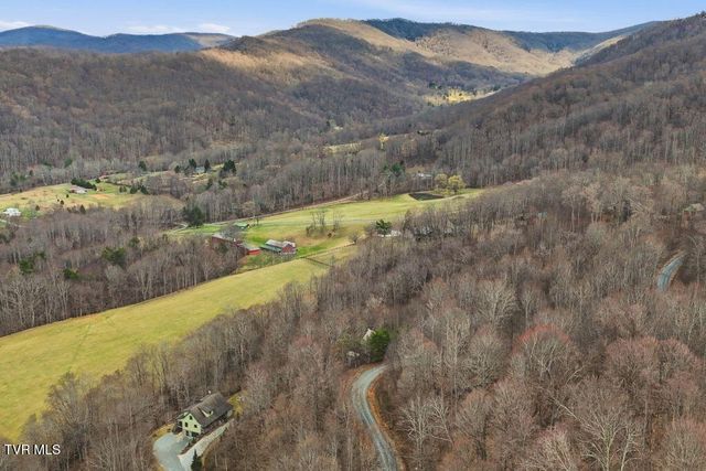 408 Eagle Ridge Road, Roan Mountain, TN 37687