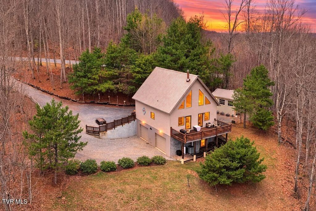 408 Eagle Ridge Road, Roan Mountain, TN 37687