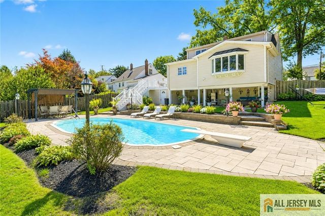 112 Tunison Road, New Brunswick, NJ 08901