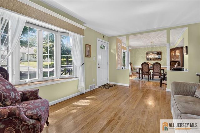 112 Tunison Road, New Brunswick, NJ 08901