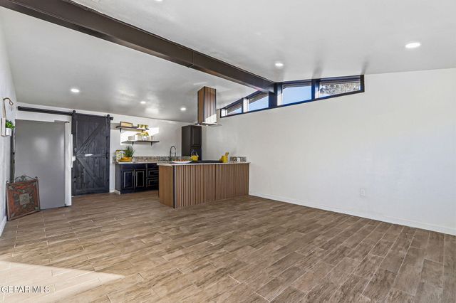 148 PAPAYA Street, El Paso, TX 79915