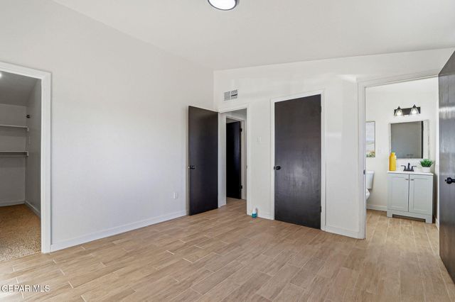 148 PAPAYA Street, El Paso, TX 79915