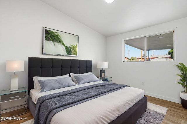 148 PAPAYA Street, El Paso, TX 79915