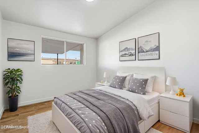 148 PAPAYA Street, El Paso, TX 79915