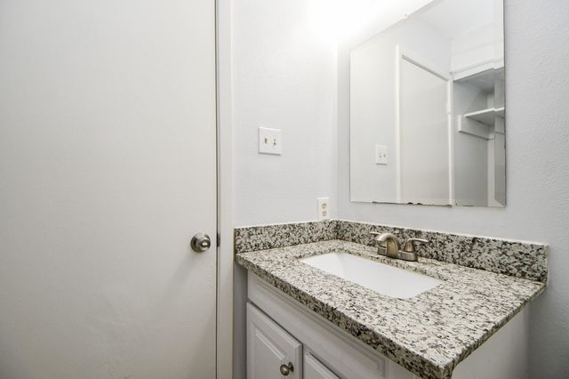 4206 Belle Park Drive 4206, Houston, TX 77072