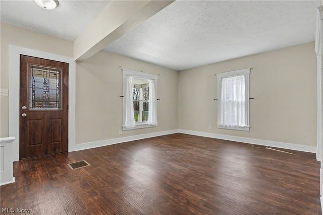 519 Day Street, Ravenna, OH 44266