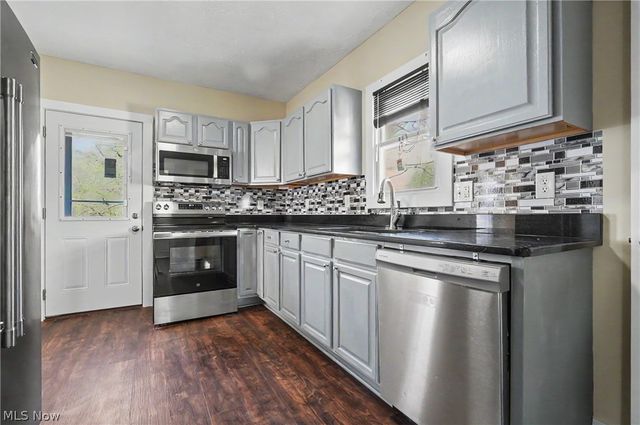 519 Day Street, Ravenna, OH 44266