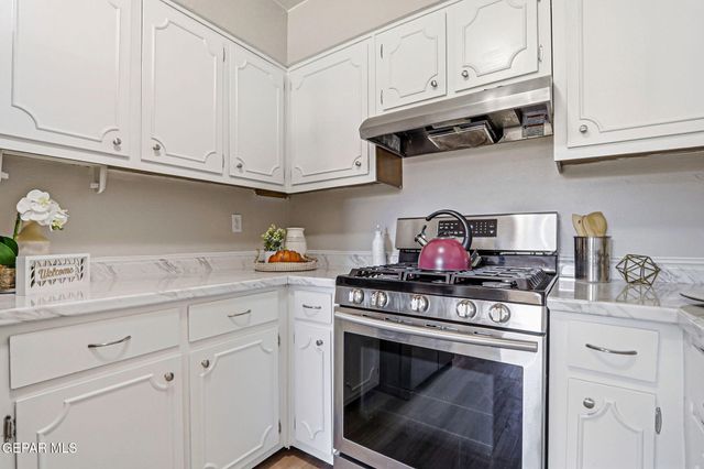 1503 OPOSSUM Circle, Horizon City, TX 79928