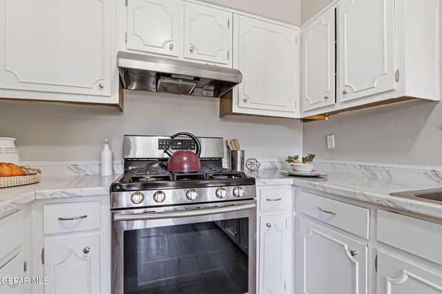 1503 OPOSSUM Circle, Horizon City, TX 79928