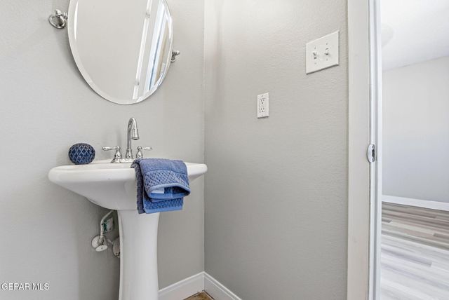 1503 OPOSSUM Circle, Horizon City, TX 79928