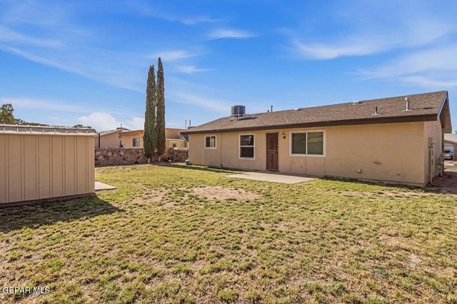 1503 OPOSSUM Circle, Horizon City, TX 79928