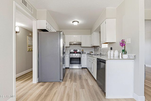 1503 OPOSSUM Circle, Horizon City, TX 79928