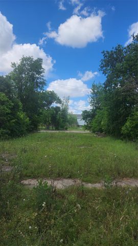 7918 N Main Street, Houston, TX 77022