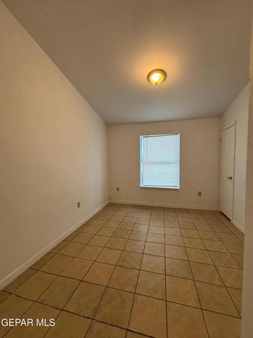 3603 Pierce Avenue 2, El Paso, TX 79930