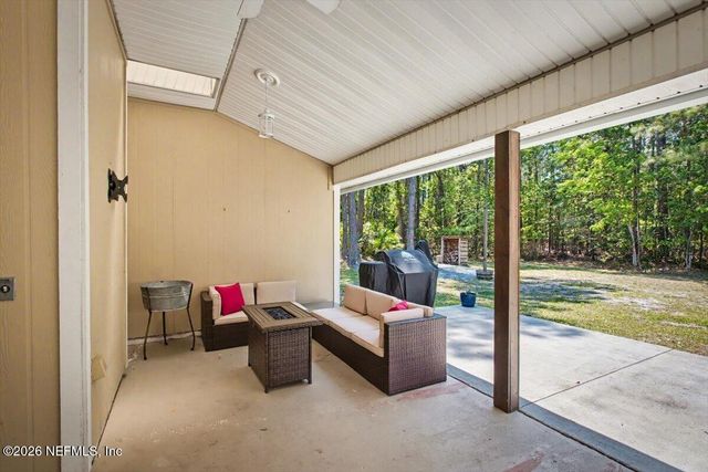 96235 SWEETBRIAR Lane, Yulee, FL 32097