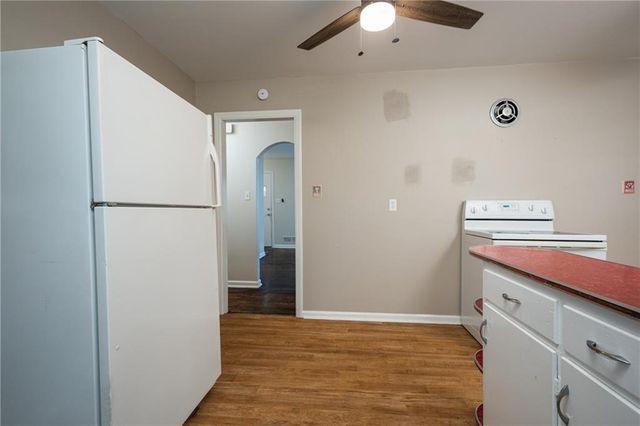 111 WALLER Avenue, Excelsior Springs, MO 64024