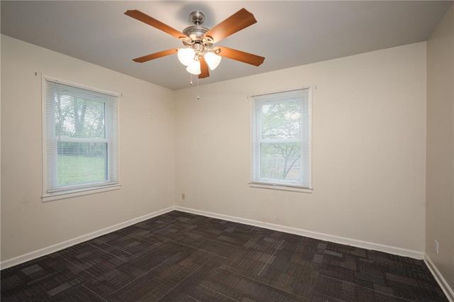 111 WALLER Avenue, Excelsior Springs, MO 64024
