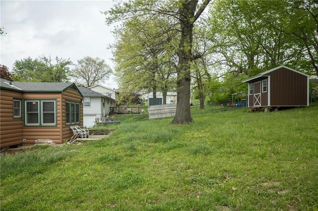 111 WALLER Avenue, Excelsior Springs, MO 64024