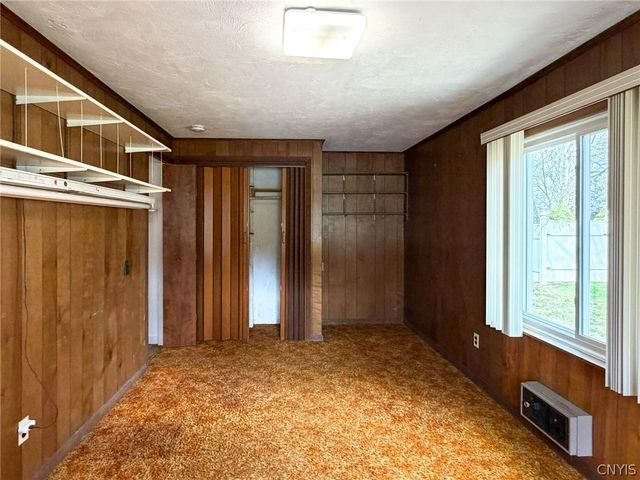 12 Windsor Terrace, New Hartford, NY 13501