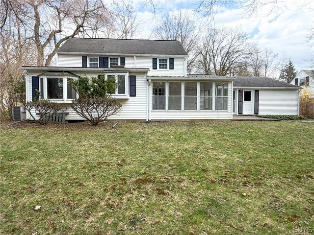 12 Windsor Terrace, New Hartford, NY 13501